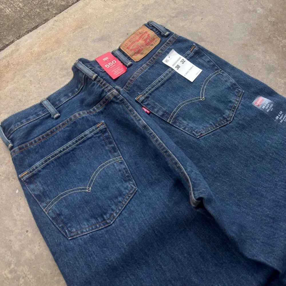 NWT Levis 550 Relaxed Fit Jeans Workwear Gorpcore Blue 38x32 (f1)